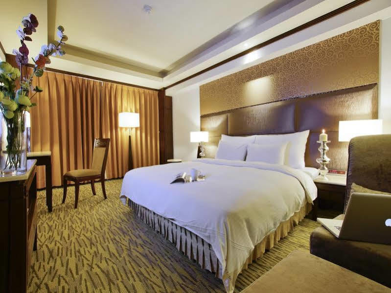 Hotel Dion Taizhong Zewnętrze zdjęcie