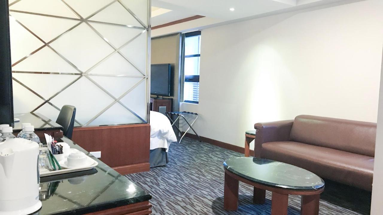 Hotel Dion Taizhong Zewnętrze zdjęcie